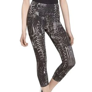 Lysse Black Print Crop Leggings